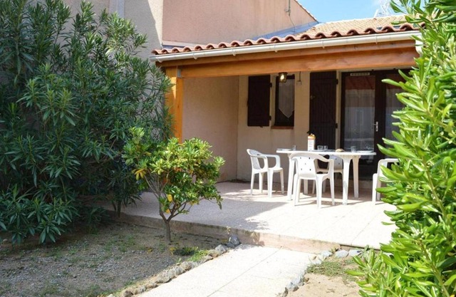 Pavillon 2 pièces + mezzanine, piscine, proche plage, quartier calme - 6 pers. - FR-1-229D-320