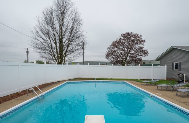 Peabody Place | 3 Bed, 1 Bath