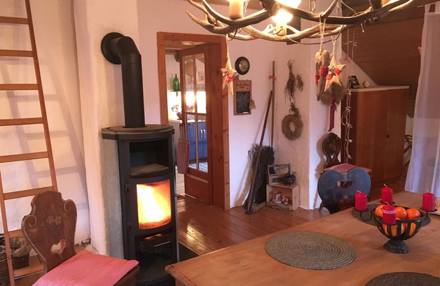 Peace and quiet in the Allgäu :Quaint and romantic. Vacation apartment under the roof