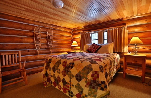 Peace And Serenity With Mountain Views On An Organic Cattle Ranch