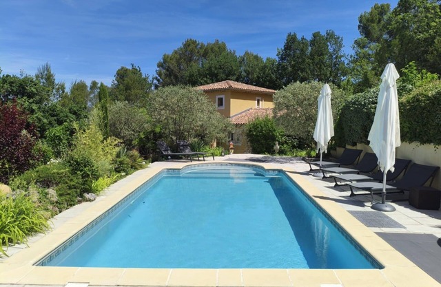 Peaceful villa with private pool 5 minutes from Vaison la Romaine
