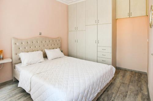 Peaceful Getaways in Samos