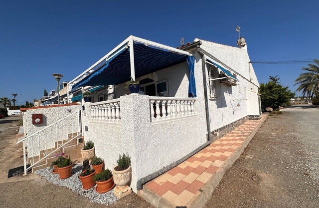 Peaceful Stay in Sunny Alicante