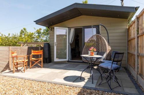 Pear Tree Cabin