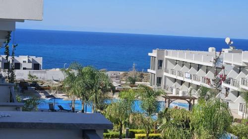 Pearl Island Apartment