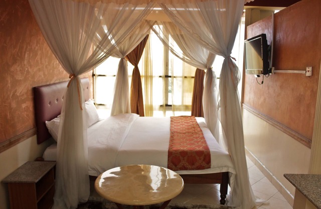 Pearl Palace Hotel