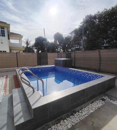 Pearl Villa 5 Bedroom Unit 13