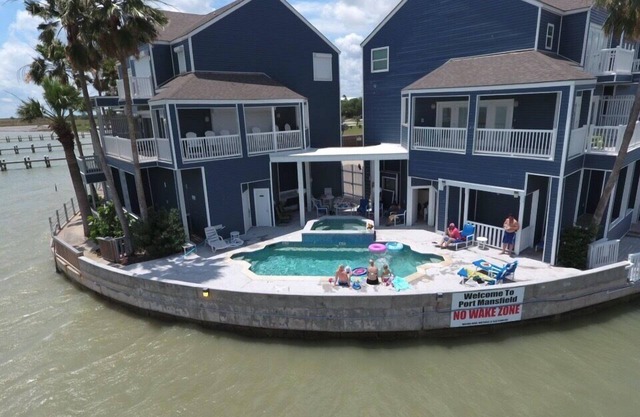 Pelican Point #1 - Great complex! Beautiful Views! Cool off in the pool!