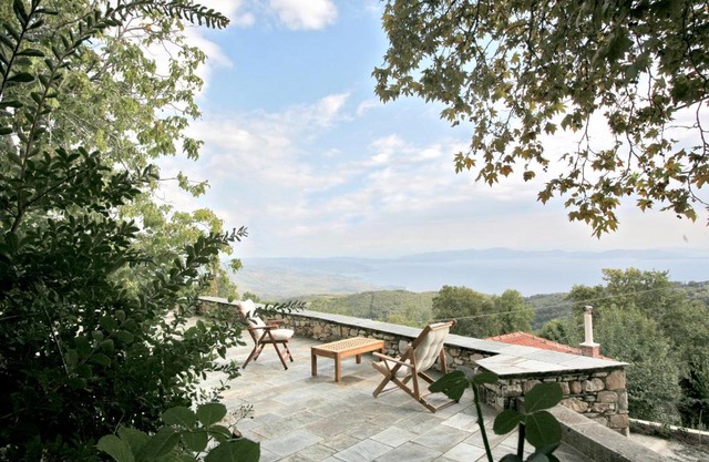 Pelion Belvedere - The Modern Cottage