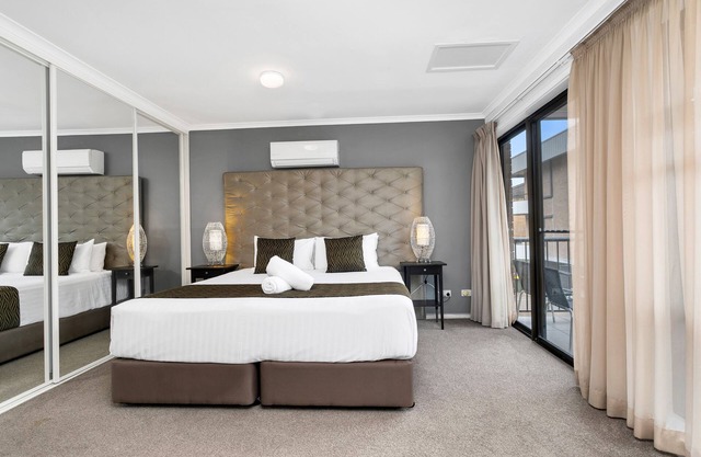 Peninsula Nelson Bay Motel and Serviced Apartments
