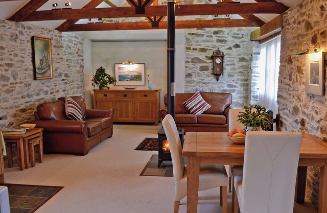 Penno Cottage - 24440