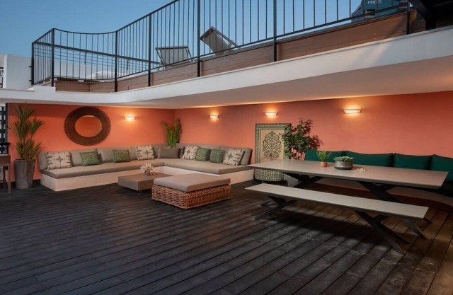 Penthouse 3BR near Rothschild bd. by HolyGuest