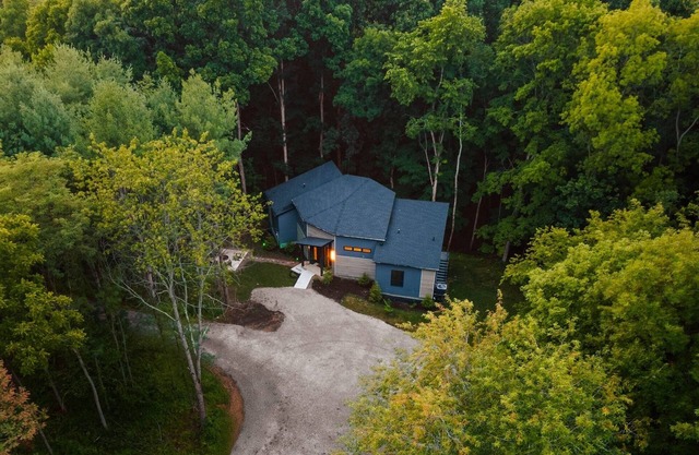 Penthouse in the Trees : 15 minutes to Hocking Hills State Park : Stunning Views