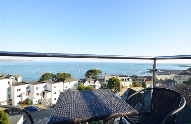 Penthouse, Lemain Garden Apts