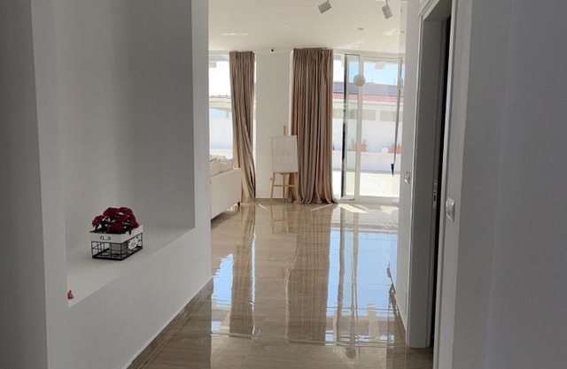 penthouse lungomare