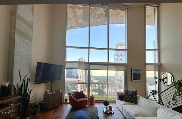 Penthouse W/6th st Downtown ATX
