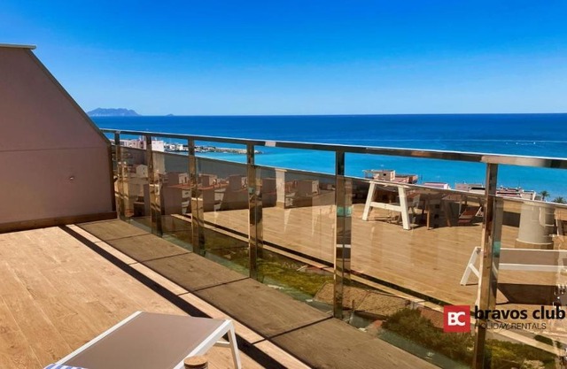 Penthouse with sea view - Los Abedules by Bravos Club