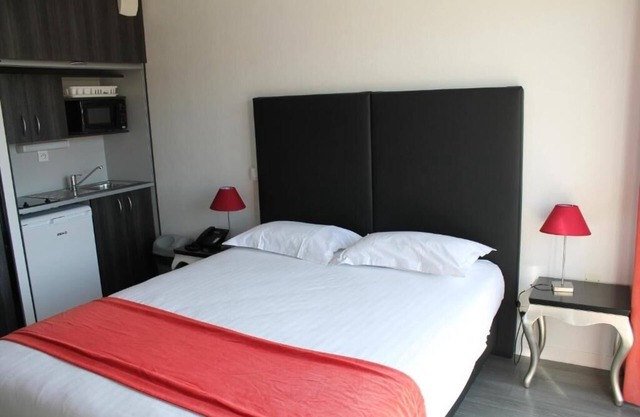 Perfect Beach Getaway in Brittany, La Baule Beach, Pet Friendly Coastal Resort!
