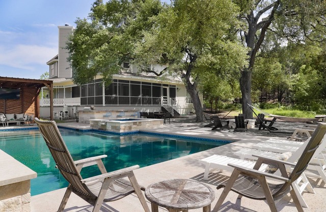 Perfect for Large Groups: Modern Hill Country Estate w/Pool, Games & Vineyard