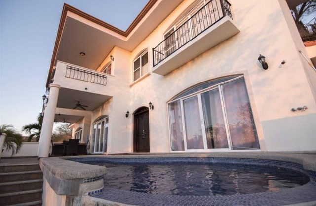 Perfect private home for families