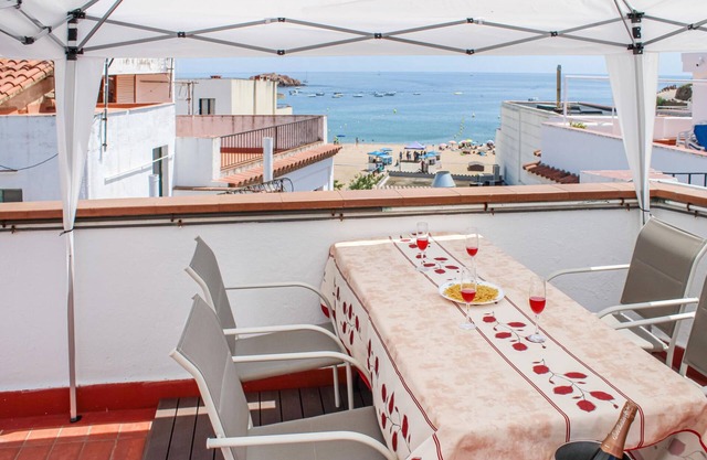 Pet friendly apartment in Tossa de Mar