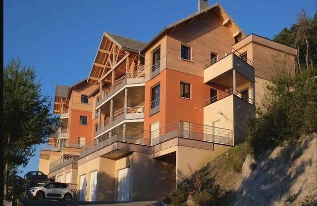 Pet-friendly apartment in Chorges