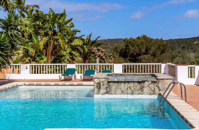 Pet-Friendly Apartment Son Bou by the Sea with Shared Pool & Wi-Fi