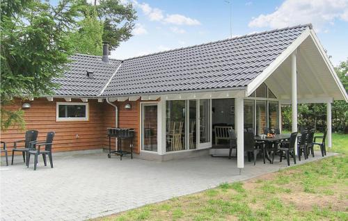 Pet Friendly Home In Köpingsvik