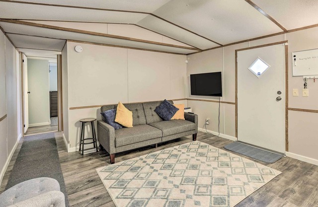 Pet-Friendly Ocala Retreat w/ Fenced Yard!