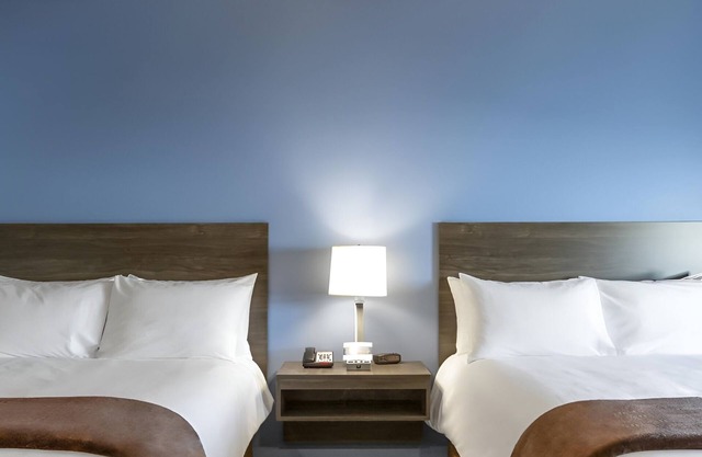 Pet-Friendly Room w/Kitchen – for Longer Stays Near National Railroad Museum