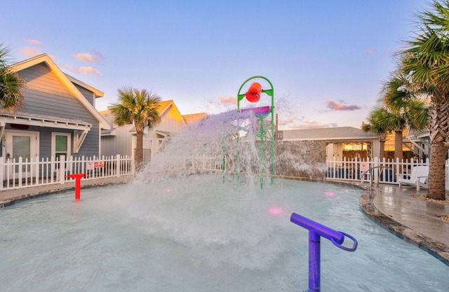 Pet-Friendly Townhome with Pool and Pirate Ship Playground, Walk to the Beach