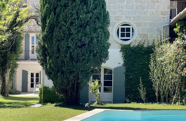 Petite Camargue, Magnifique Propriété en Centre Village