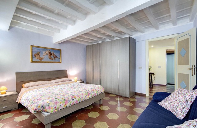 PF Apartment 2 Bedroom- and you're in Piazza Navona