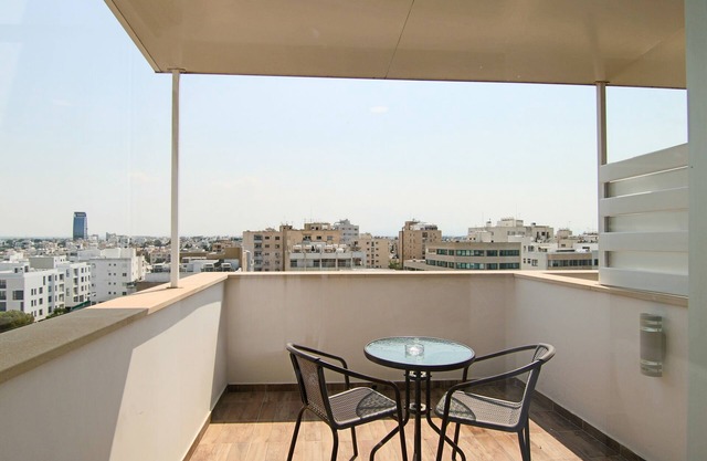 Phaedrus Living Luxury Suite Nicosia 509