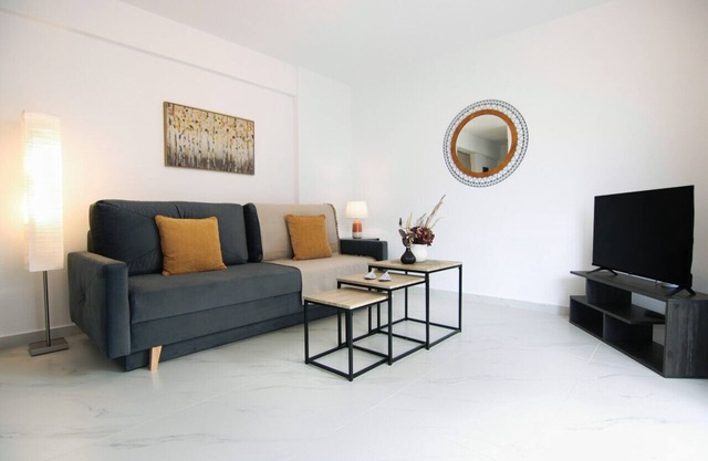 Phaedrus Living: Skiathos Luxury Residences: Lime
