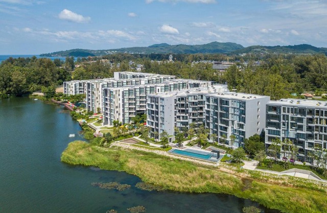 Phuket Cassia Residences by BangTao Beach