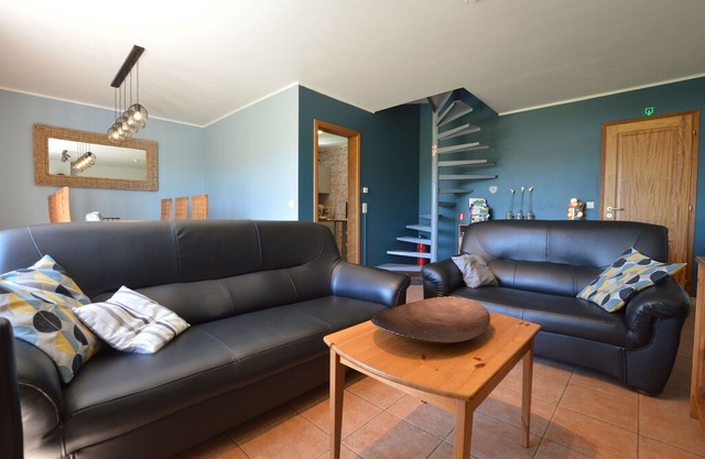 Picture-perfect Holiday Home in Sourbrodt with Garden, BBQ