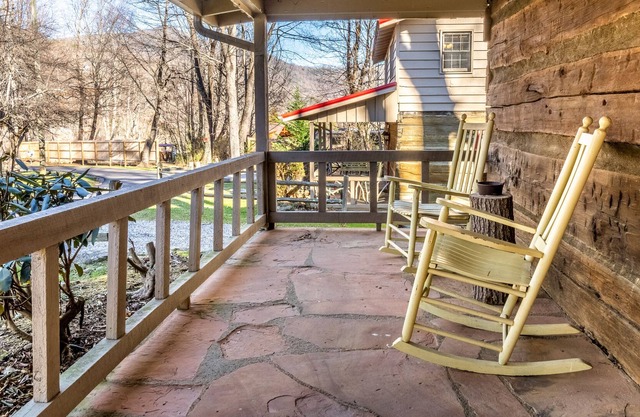 Mountain Joy Cottages Maggie Valley 