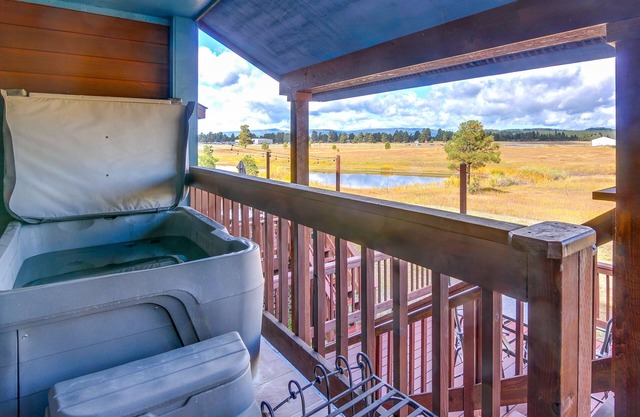 Picturesque Pagosa Springs Retreat w/Mtn Views!