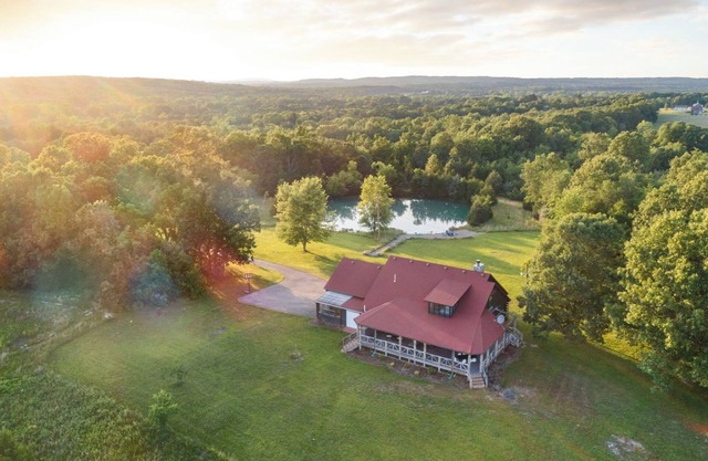 Picturesque, renovated country home w/beautiful views!