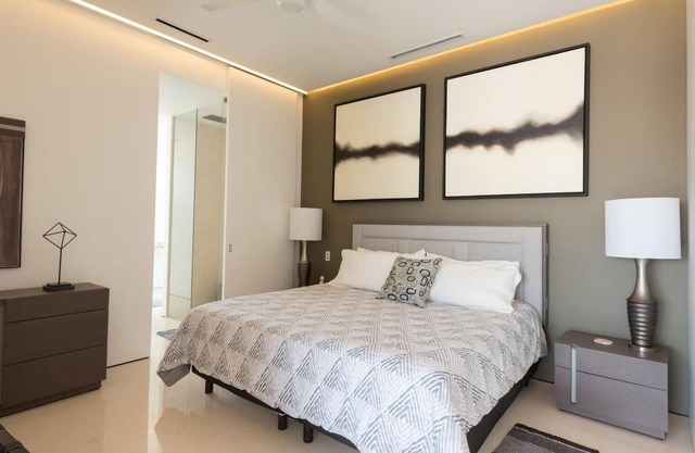 Ocean Zona Roman 