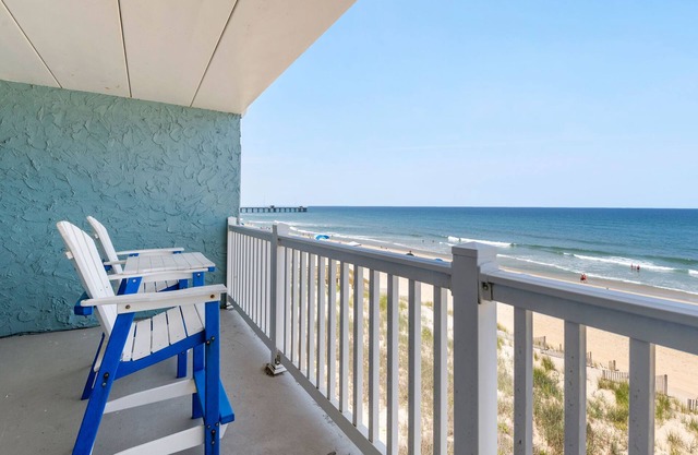 PierView 308: Oceanfront Condo with Community Pool