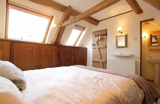 Pike Cottage, STOW-ON-THE-WOLD