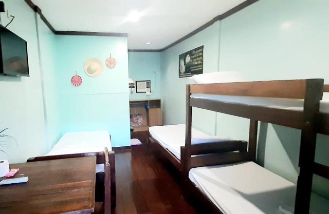 Pinaluyan Guest House