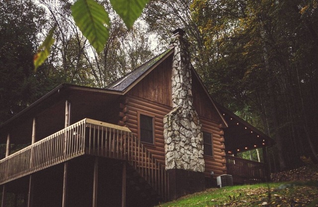 Pine Creek - Hosted by The Chalets