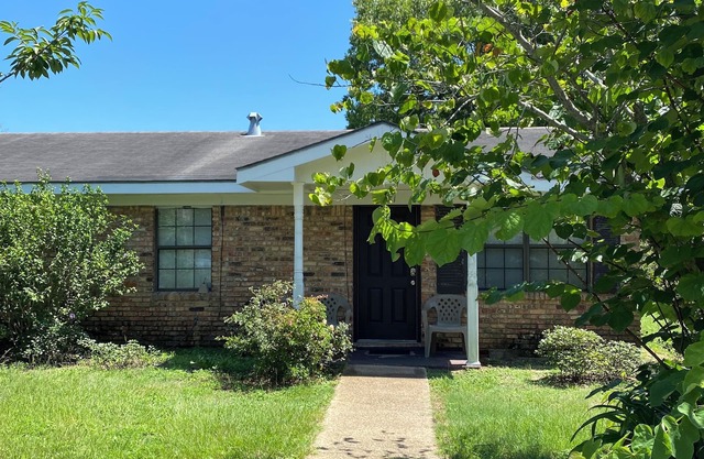 Pinecone Biloxi Beachside Rentals-1