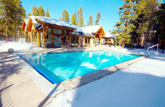 Pinecreek #f - 3 Br By Peak Property Management