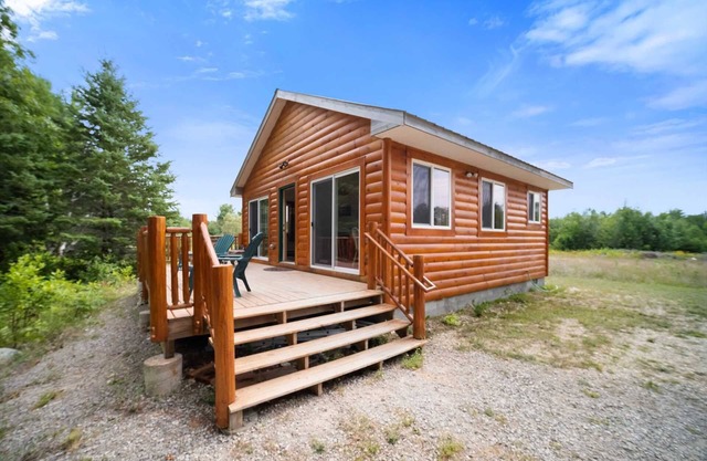 Pintals Wilderness Cabin
