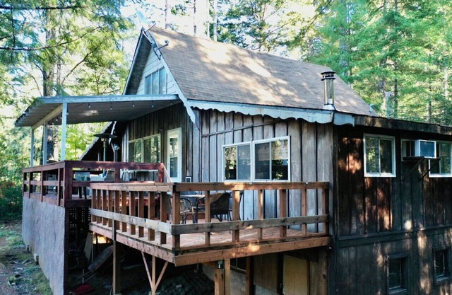 Pioneer Cabin Retreat