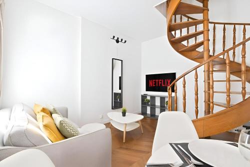Place de la Concorde Luxurious Apartment-2BR-6P-Free Netflix